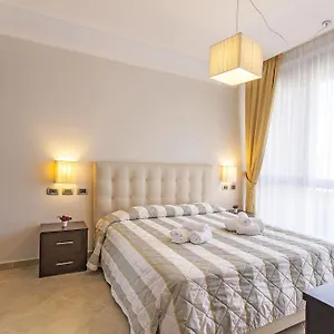 Anghel 3* Siena